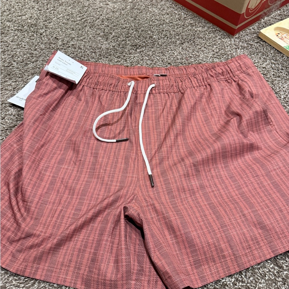 🍋Men's Red Striped swim Shorts